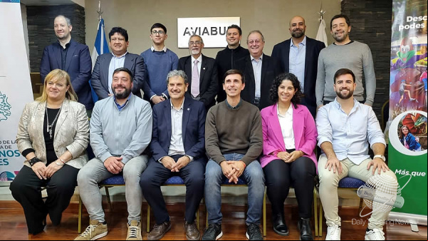Presentación de La Costa en AVIABUE